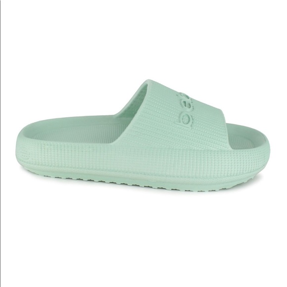 bebe Malga pool slide sandal with bebe logo for casual look